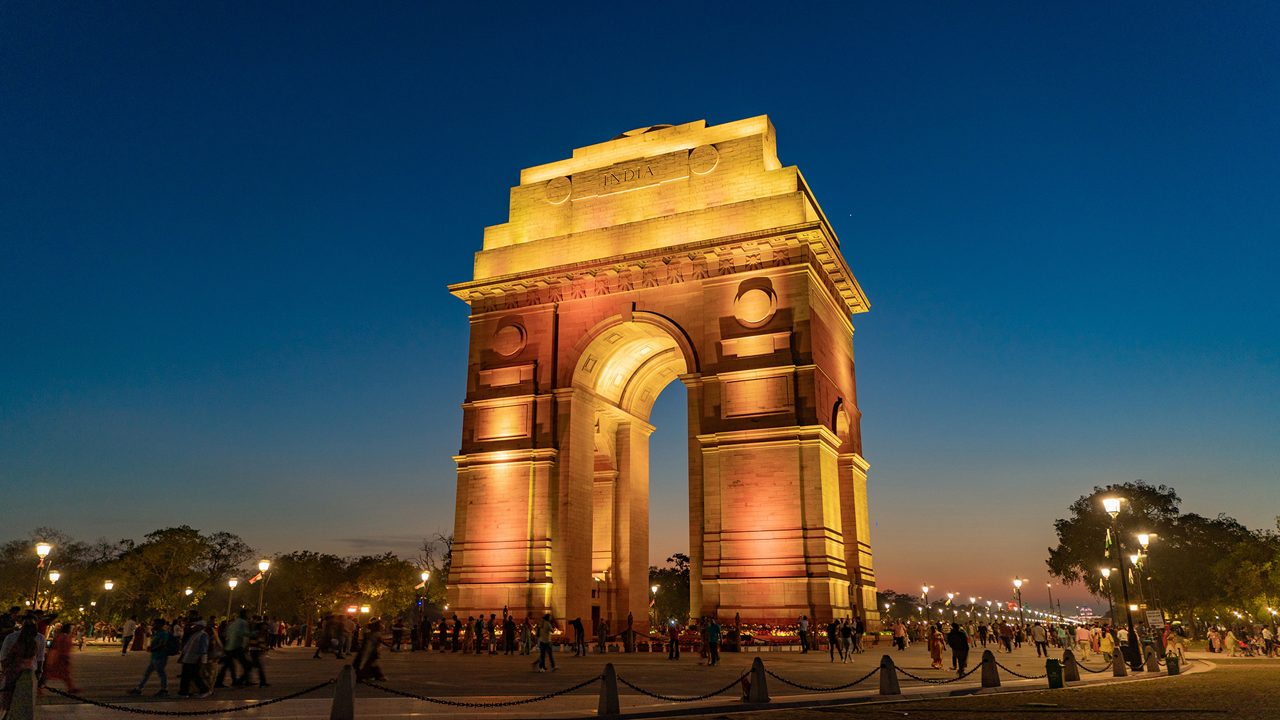 Courier from Delhi to Mumbai